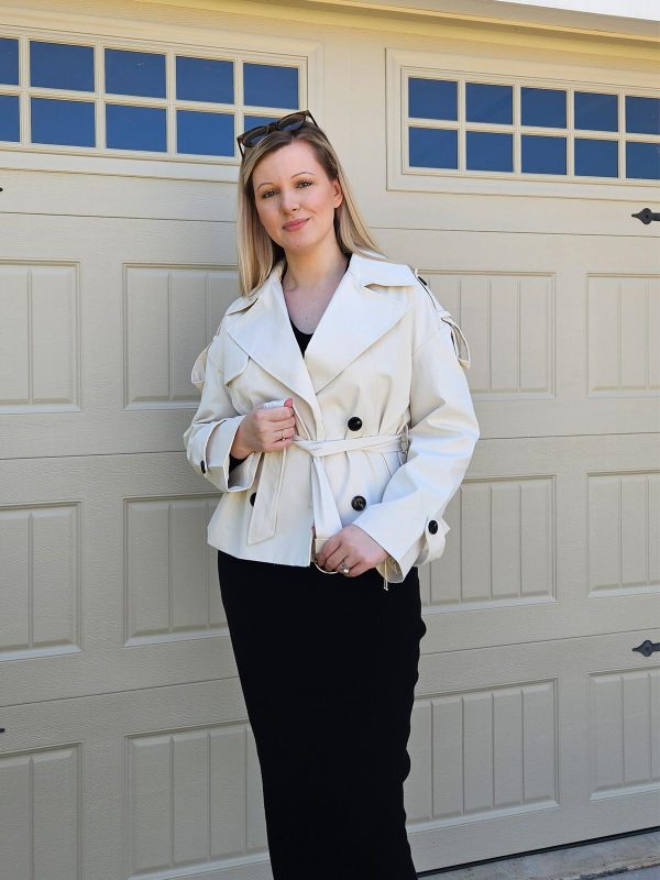 Womens Cropped Trench Coat Casual Double Breasted Short Jacket Fall Fashion Outerwear with Belt